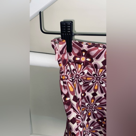 Mini skirt - Picture 2 of 3